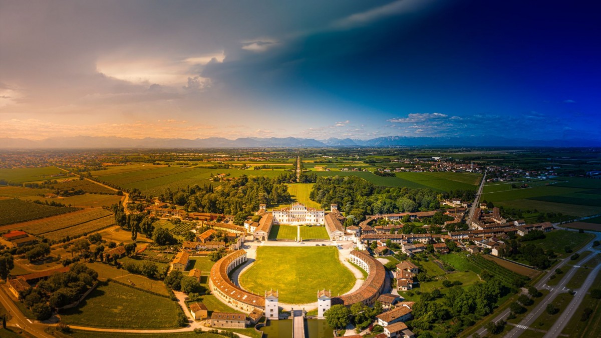 Villa Manin, a fascinating place 20 km from the Casale!